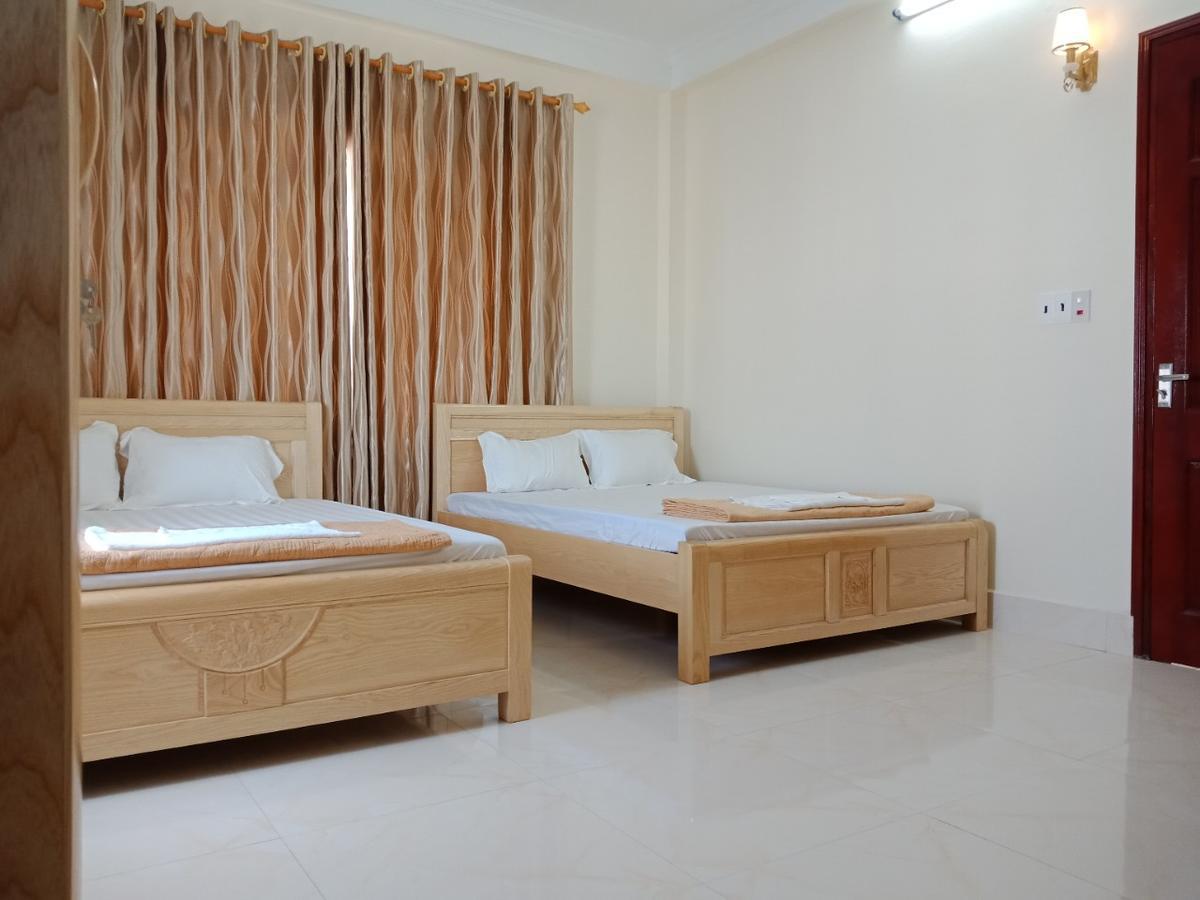 Hung Thinh Hotel Куангнинь Экстерьер фото